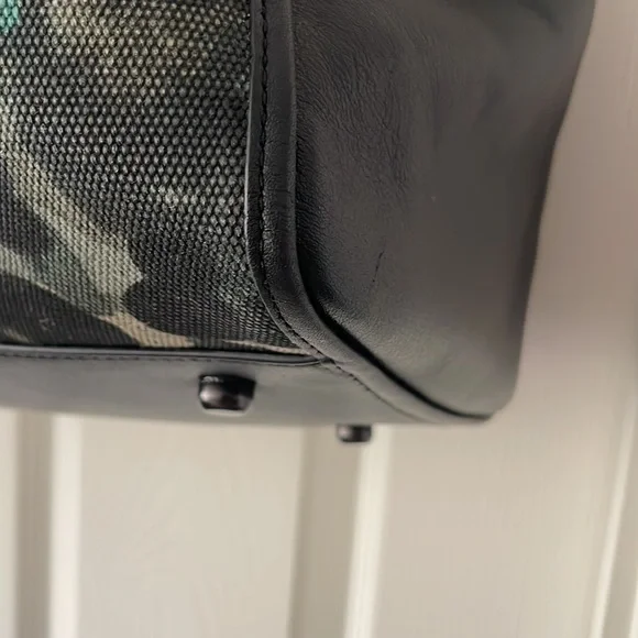 Coach Gotham Duffle Bag Camo Canvas Green Blue - Picture 9 of 16